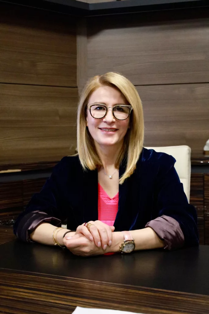 Эмина Омариева, основатель и директор Encom